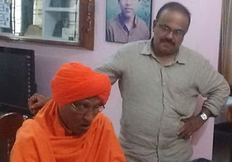 Prathapan Thayat with Sri Swami Agnivesh
