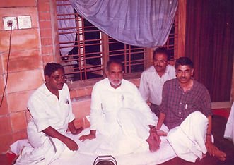 Prathapan Thayat with Ex- Prime Minister Chandra Shekhar and Sri P.J. Sabastian